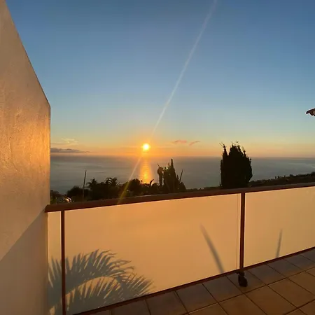 Casa Simon -villa Colon *